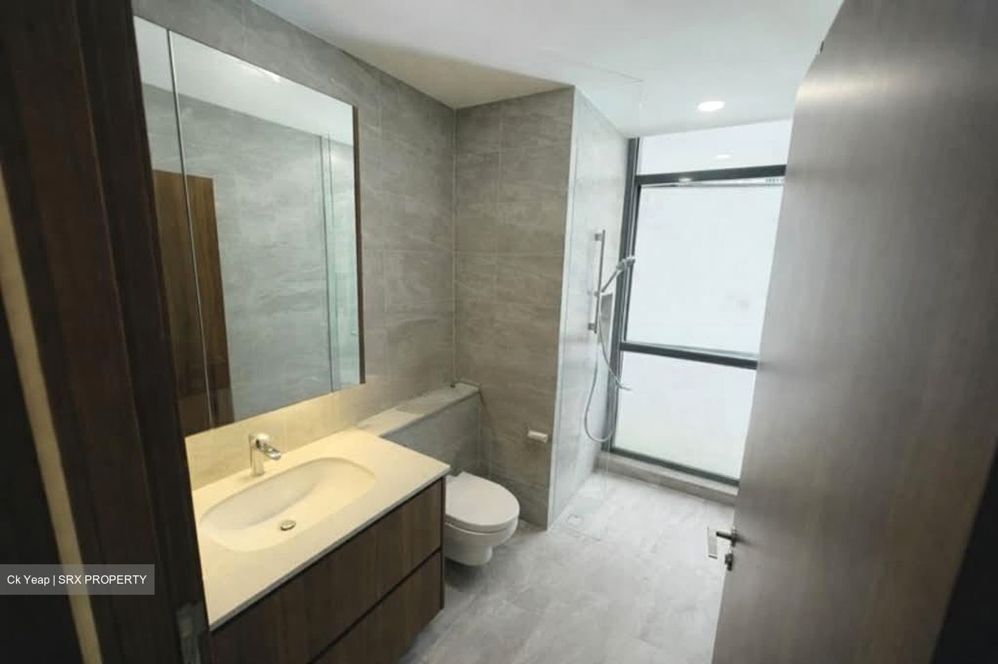 Phoenix Residences (D23), Apartment #554244501